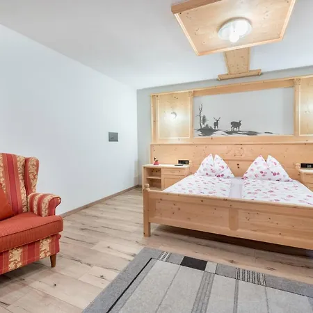 Alpen Living - 2 Stock