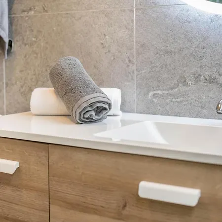Apartment Alpen Living - 2 Stock Cadipietra